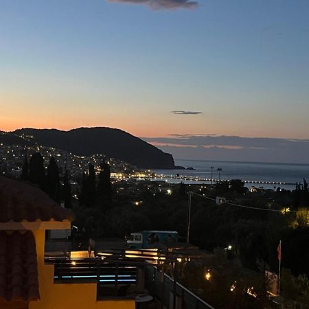 Skopelos Holidays Hotel & Spa Екстериор снимка