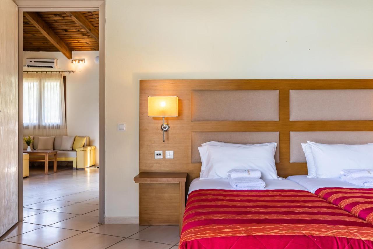 Skopelos Holidays Hotel & Spa Екстериор снимка