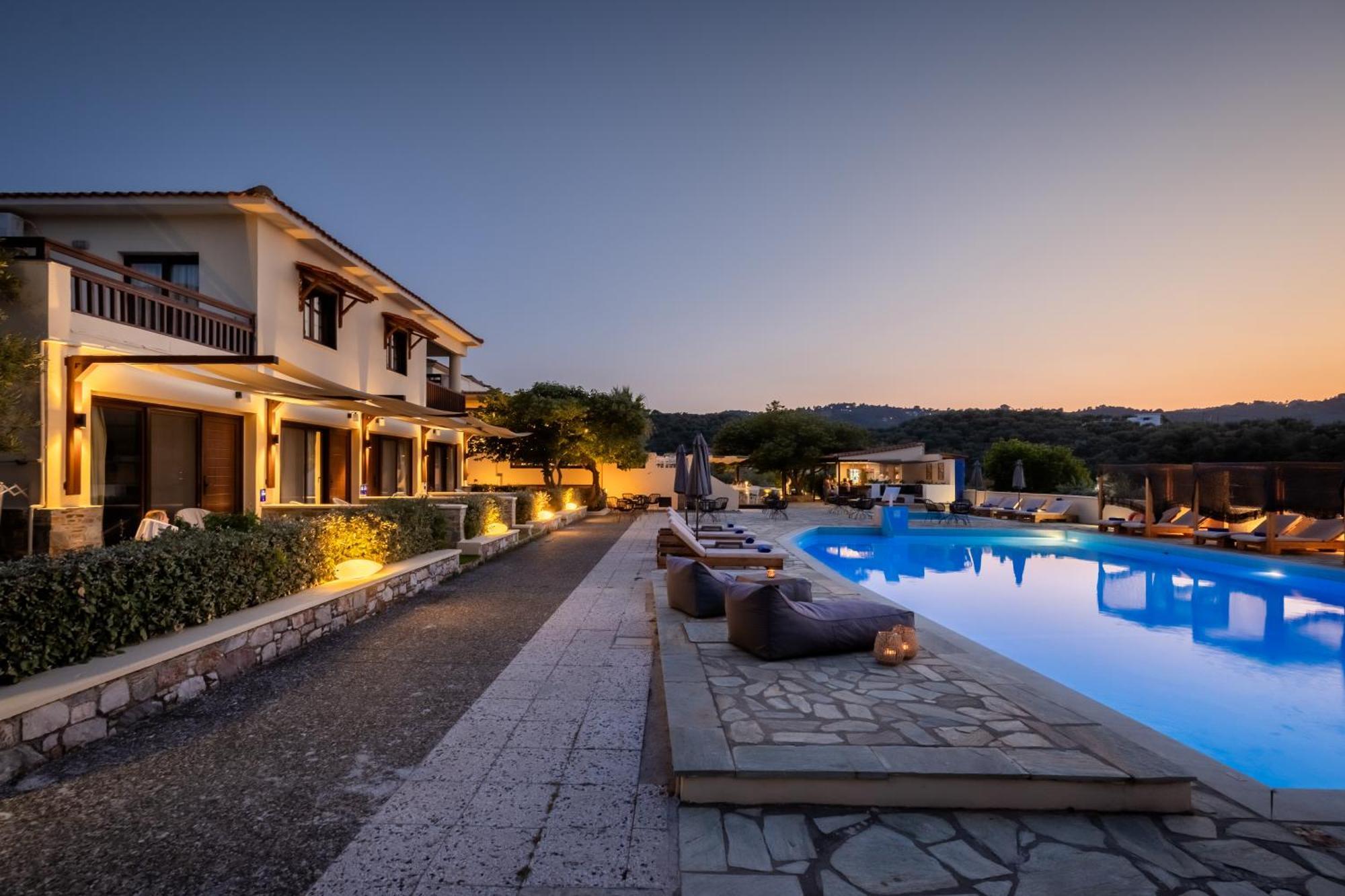 Skopelos Holidays Hotel & Spa Екстериор снимка